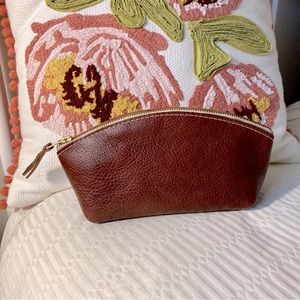 Portland Leather Eclipse makeup bag {nutmeg}